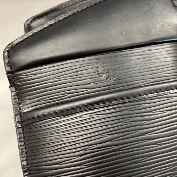 Louis Vuitton Riviera black Epi leather handbag - Picture 7 of 8